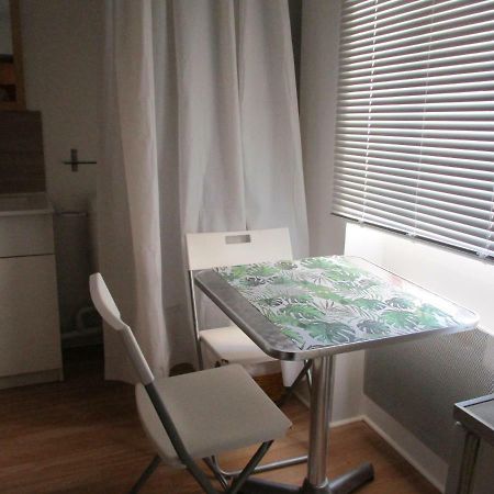 Petit Studio Apartment Lodeve Ngoại thất bức ảnh